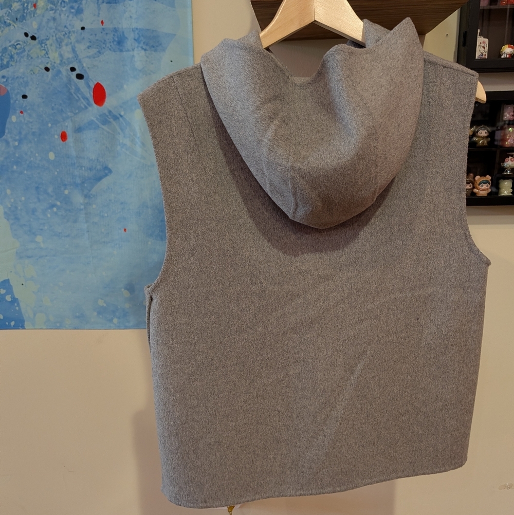 COS Grey Hooded Vest (XS/S) - Picture 4 of 9